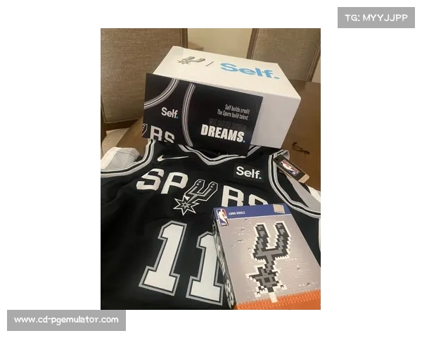 曼联APP最新版，揭秘球队新动态与球迷福利